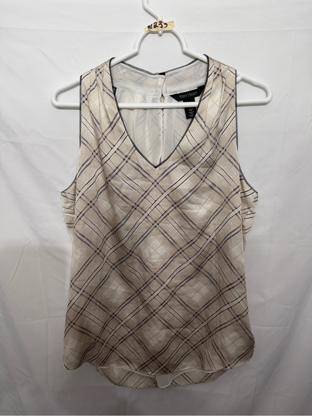 Women’s White House Black Market Plaid Sleeveless Blouse Medium Career Top